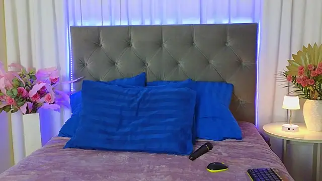 Ariana_Petite webcam