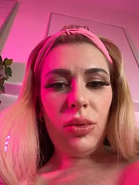 selinagalinsky6 - SelinaGalinsky6's free webcam - UK Sex Cams