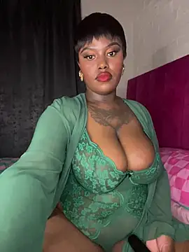 QUEEN_NOBUHLE_FEMDOM_777