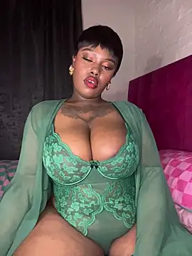 QUEEN_NOBUHLE_FEMDOM_777