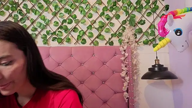 Valkiria-and-Dione live sex cam