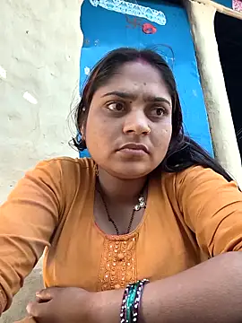 Aanushaka live sex cam