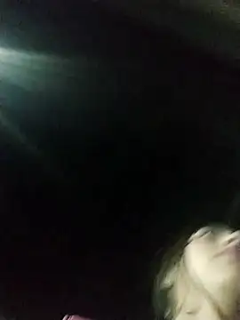 Sexy_sara_outdoorss webcam