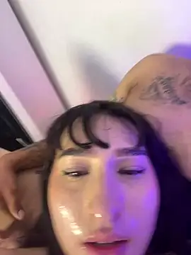 ConnyBlare live sex cam