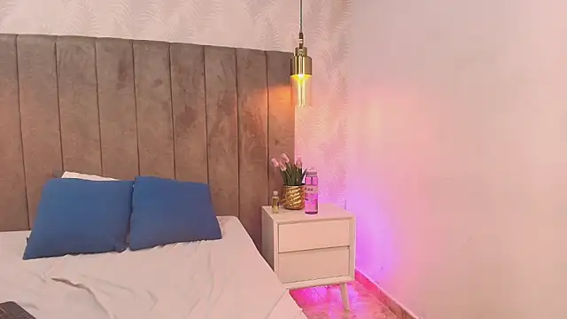 Pocahontas_606 webcam