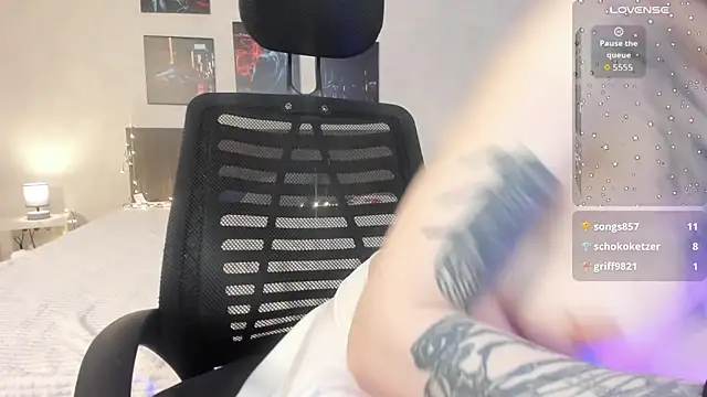 tattoo_art_baby webcam