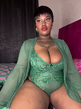 QUEEN_NOBUHLE_FEMDOM_777