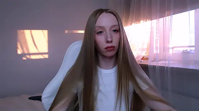 Luna_insniity webcam