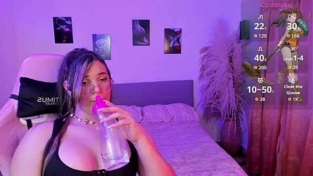 valen_with_pussy - Valen_with_pussy's free webcam - UK Sex Cams