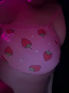 lia-nolimit Live Webcam on Stripchat