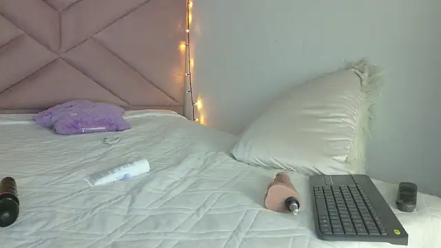 eva_sin18 live sex cam