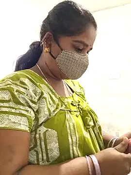 MaaliiiPonuTamil webcam