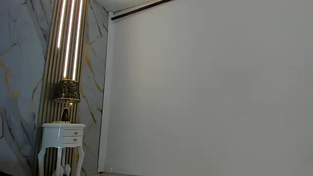 Tiifany_Baker webcam