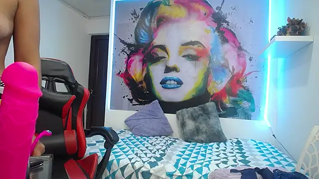 nicol_ross19 webcam