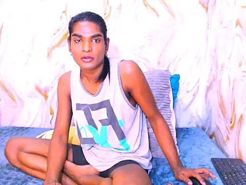 spicybarbie live sex cam