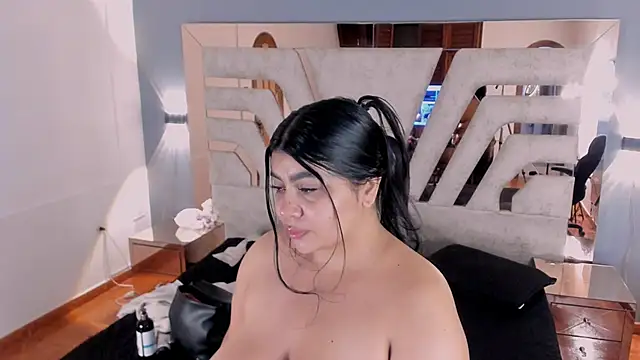 BellaBoobs_ - Live Cam