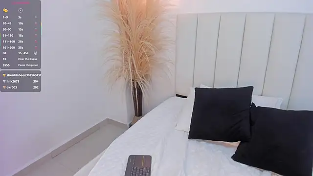 Megan_Brunette2 webcam