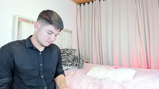 CameronyMartinn webcam