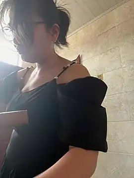 daaqnn - Daaqnn's free webcam - UK Sex Cams