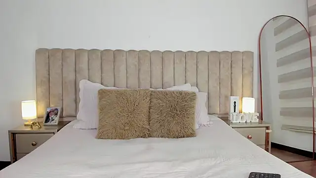 Sophie_Restrepo webcam