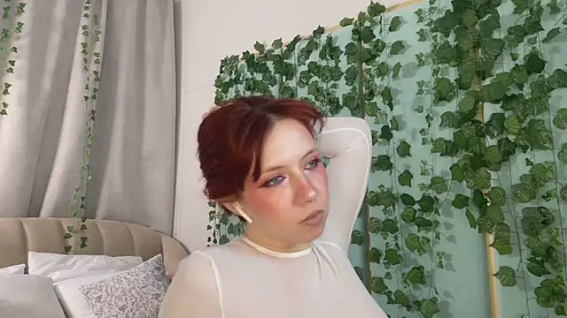 Love_is_Lola live sex cam