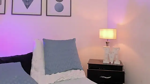 emmabridgerton webcam