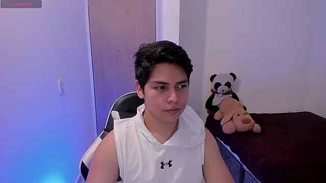 asta_yunoxxx - Asta_YunoXXX's free webcam - UK Sex Cams