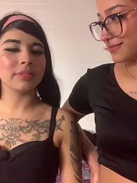 LilithMonette webcam