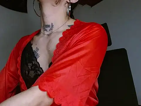 Scarlett_crastrawberry webcam