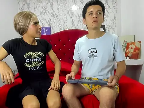 Alejandra_and_James_ webcam