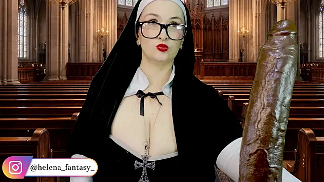 helenas_fantasy webcam