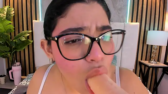 Carlotta_de_velour webcam