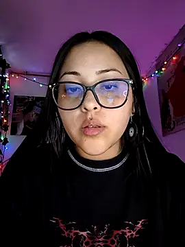 bella-gema - Bella-Gema's free webcam - UK Sex Cams