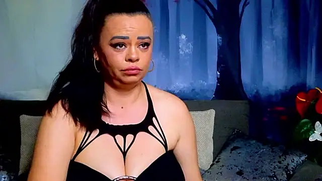 ElizabethEven webcam