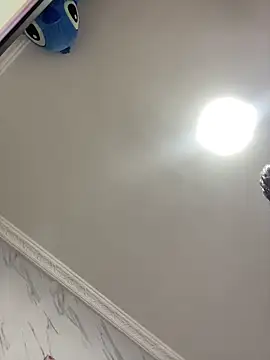 Webcam Model (Kimmymadison-)  is live.Free join now!