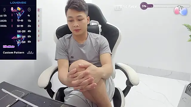 Naughty___asian webcam