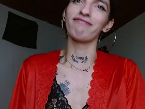 Scarlett_crastrawberry webcam