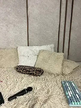 Webcam Model (lilithdya)  is live.Free join now!