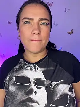 veronica__olsonn webcam