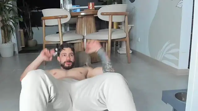 Valenthino_Salvatore webcam