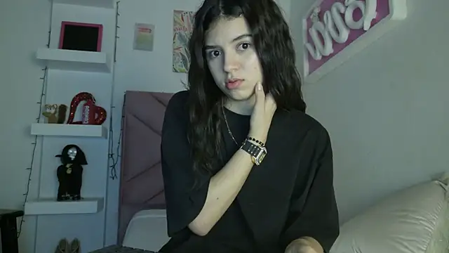 eva_sin18 live sex cam