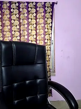 Webcam Model (cutie_pei002)  is live.Free join now!