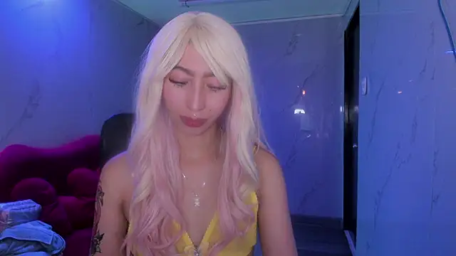 LilithCooperr_ webcam