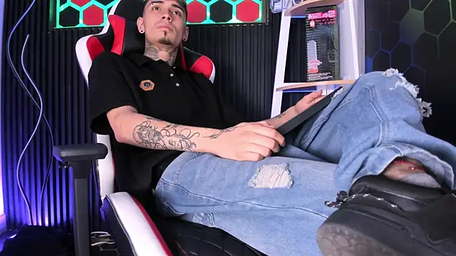 Max_Hader_ live sex cam