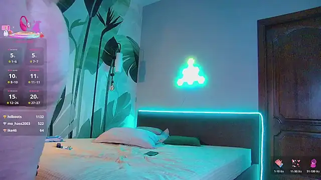 RubyValen live sex cam