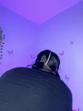 veronica__olsonn webcam