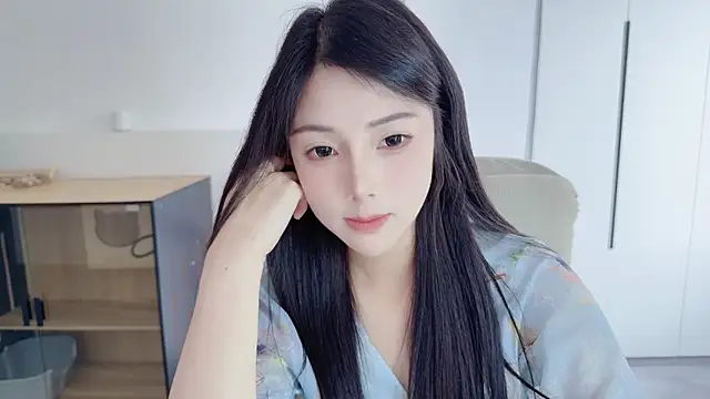 美女HaagenDazs_在线直播