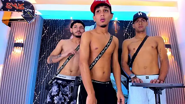 the_knights_of_the_night_ webcam