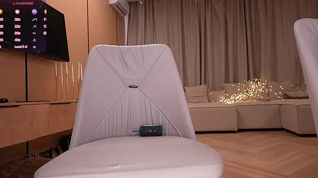 Amelyisthatyou webcam