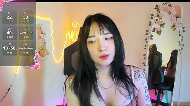 AliceeinWonderlanddd webcam